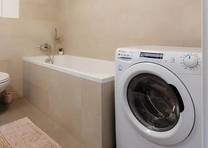 Airport With Balcony Apartment Bratislava