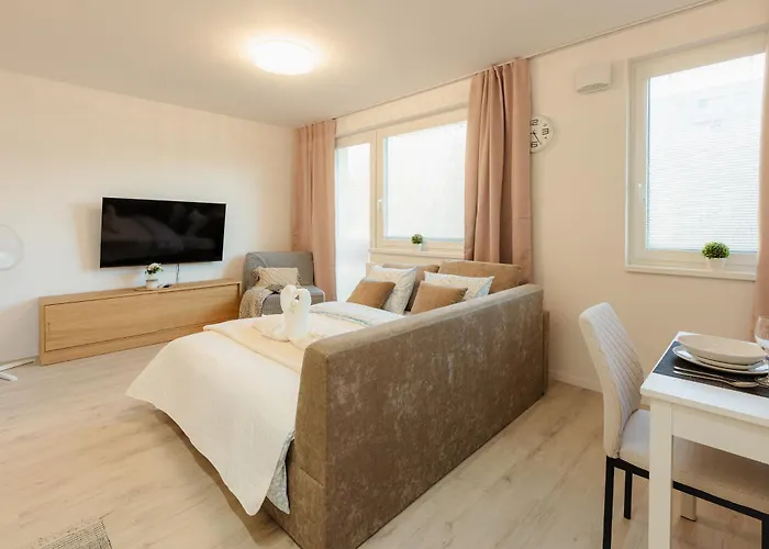 Airport With Balcony Apartment Bratislava