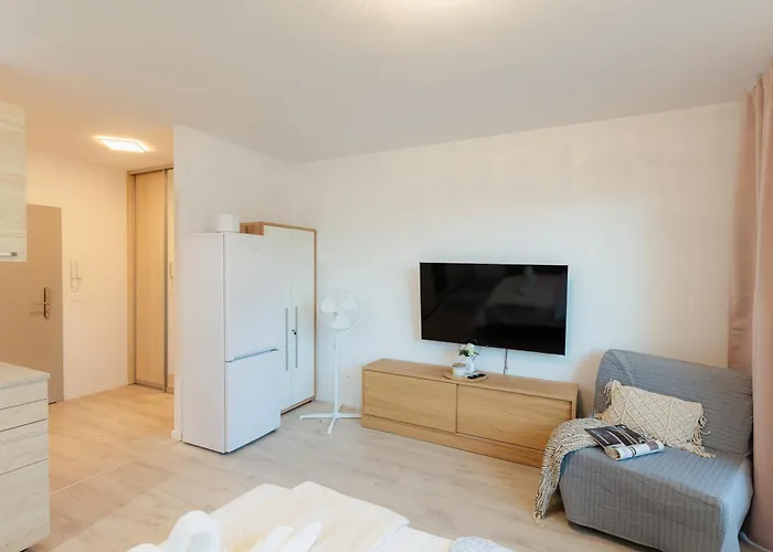 Apartmán Airport With Balcony Bratislava